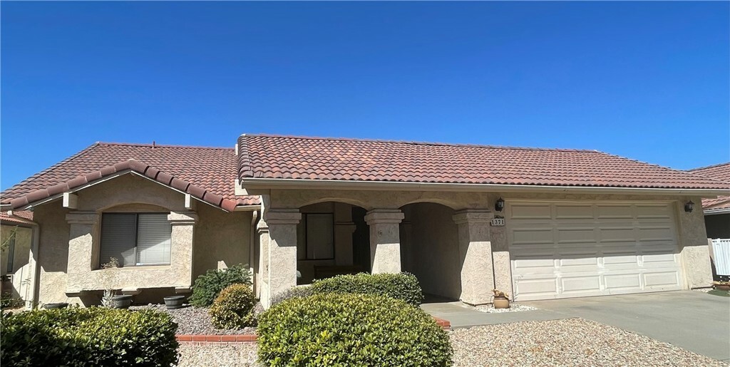 Property Photo:  1371 Pepper Tree Drive  CA 92545 