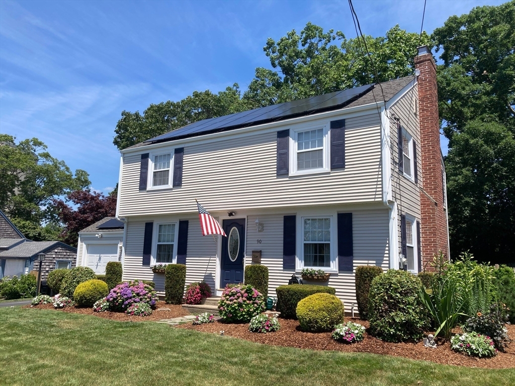 Property Photo: 90 Greenwich Ave RI 02914