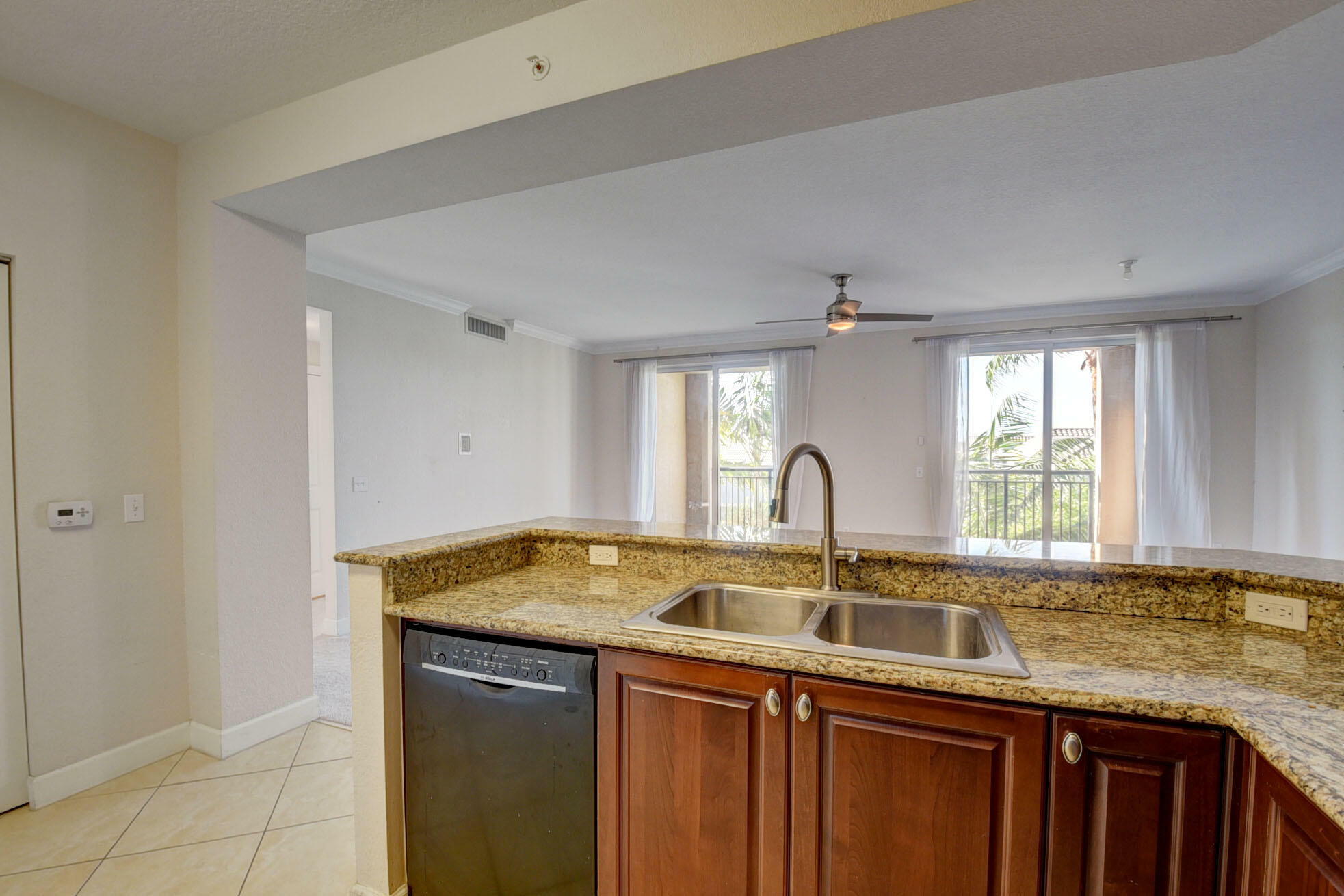 Property Photo:  1690 Renaissance Commons Boulevard 1419  FL 33426 