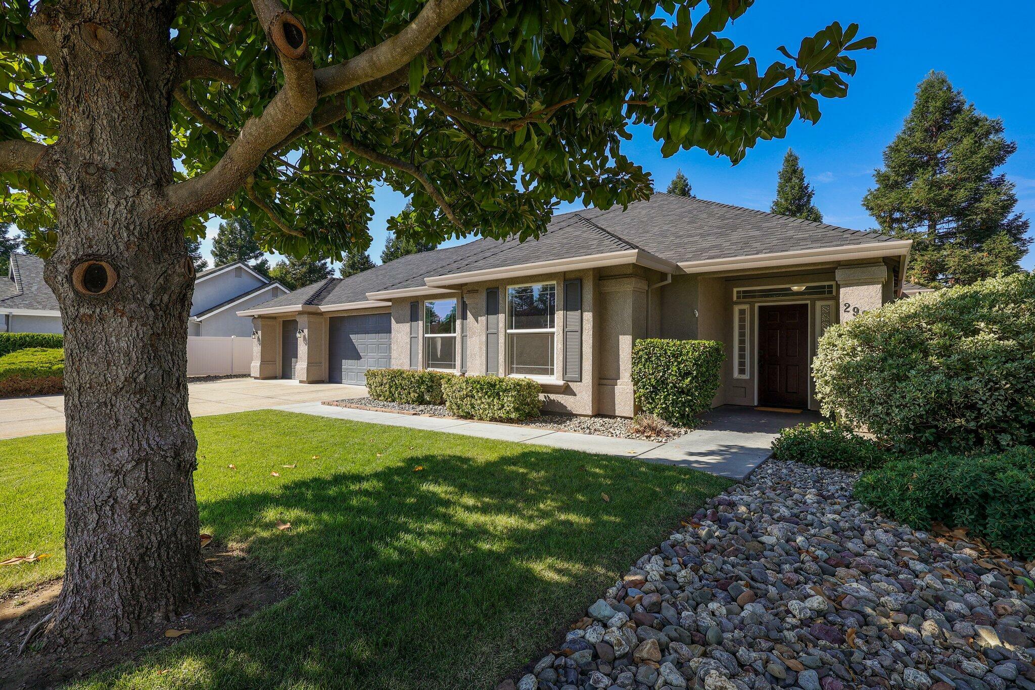 Property Photo:  2990 Western Oak Drive  CA 96002 