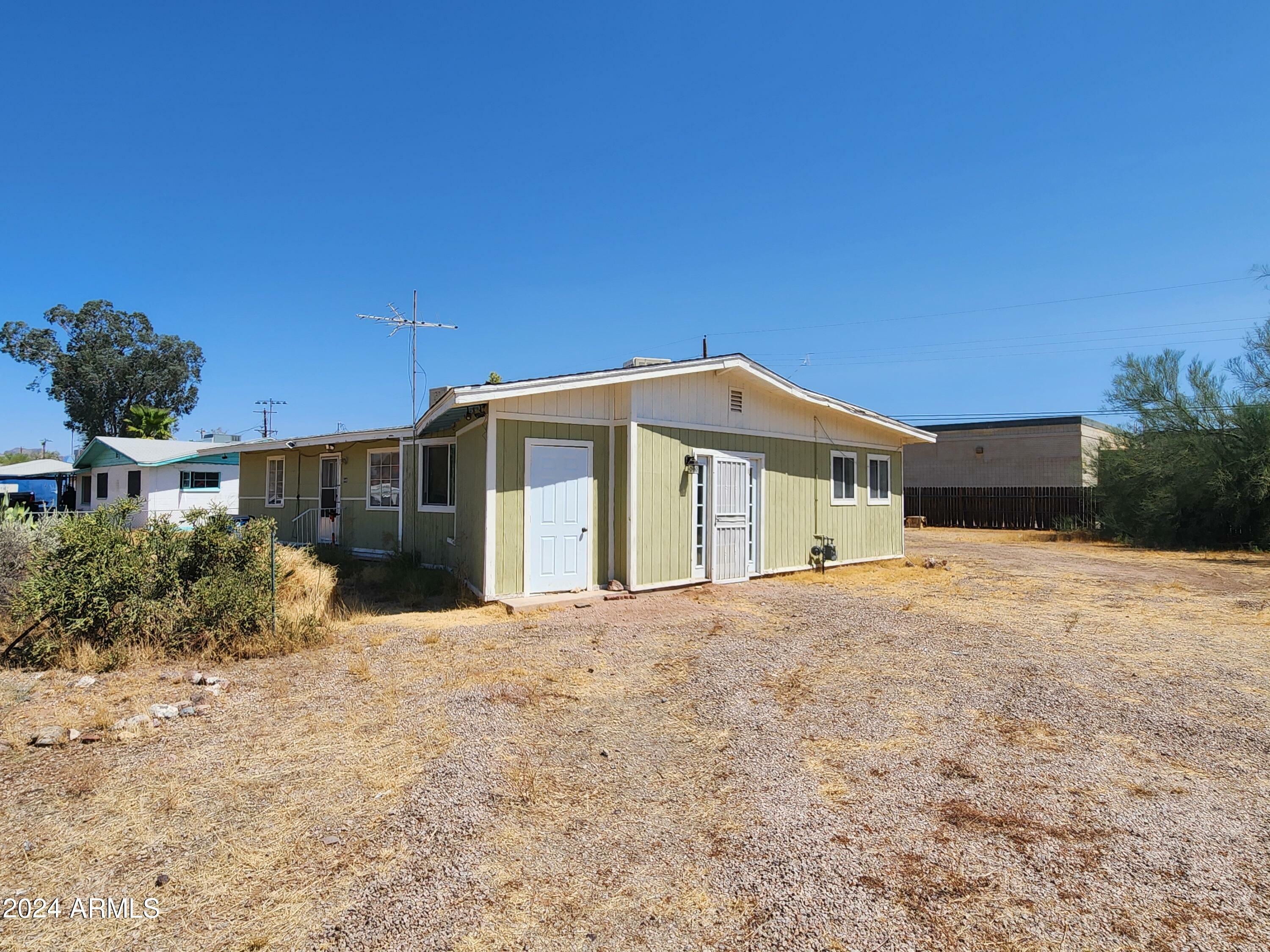 Property Photo:  649 S Saguaro Drive  AZ 85120 