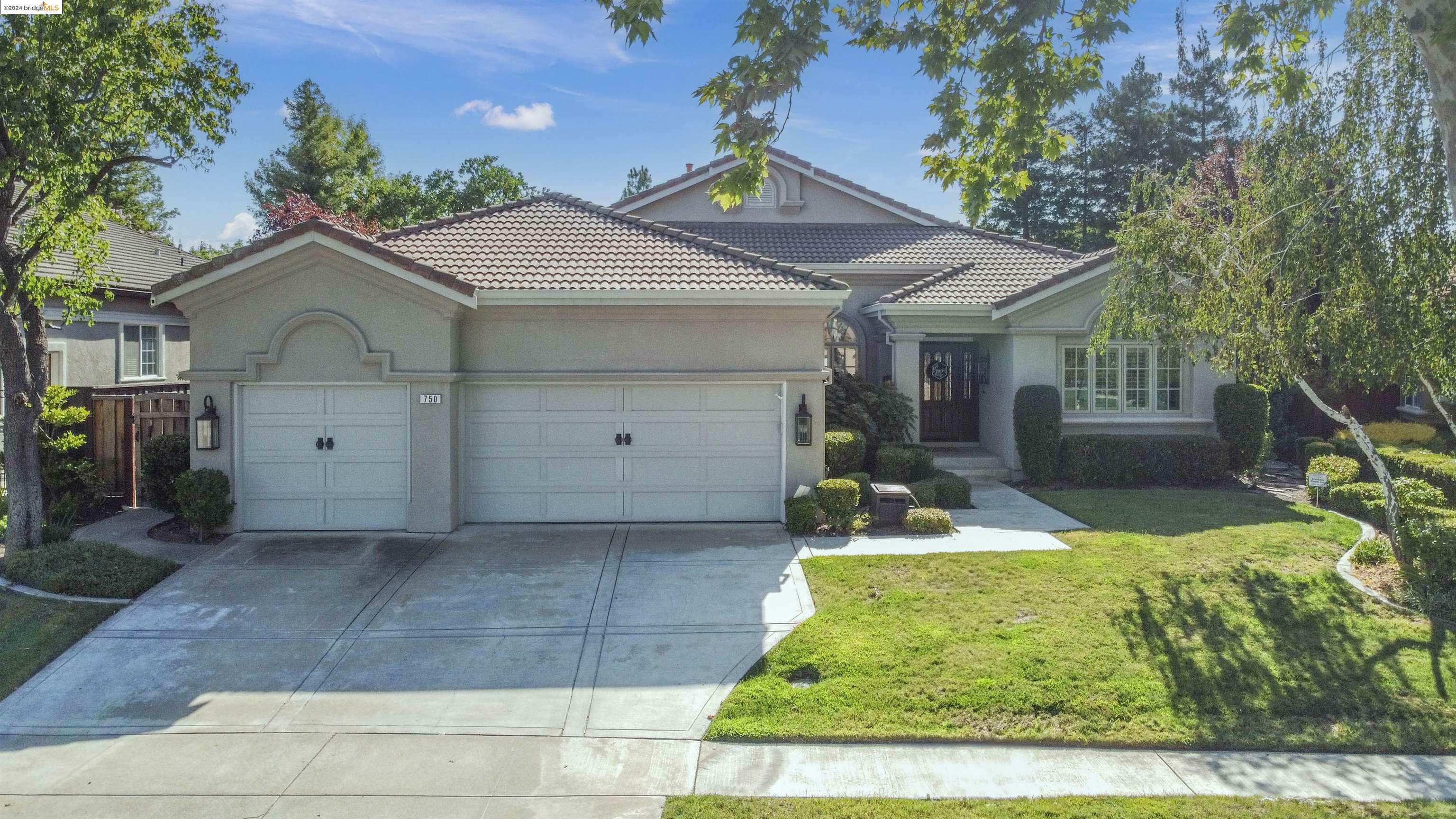 750 Devonshire Loop  Brentwood CA 94513 photo