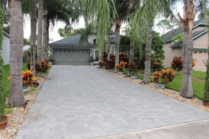 Property Photo: 563 Horseman Drive FL 32765