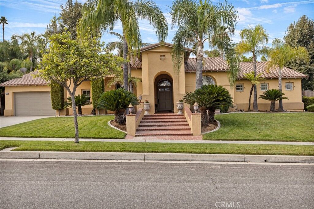 Property Photo: 508 Golden West Drive CA 92373