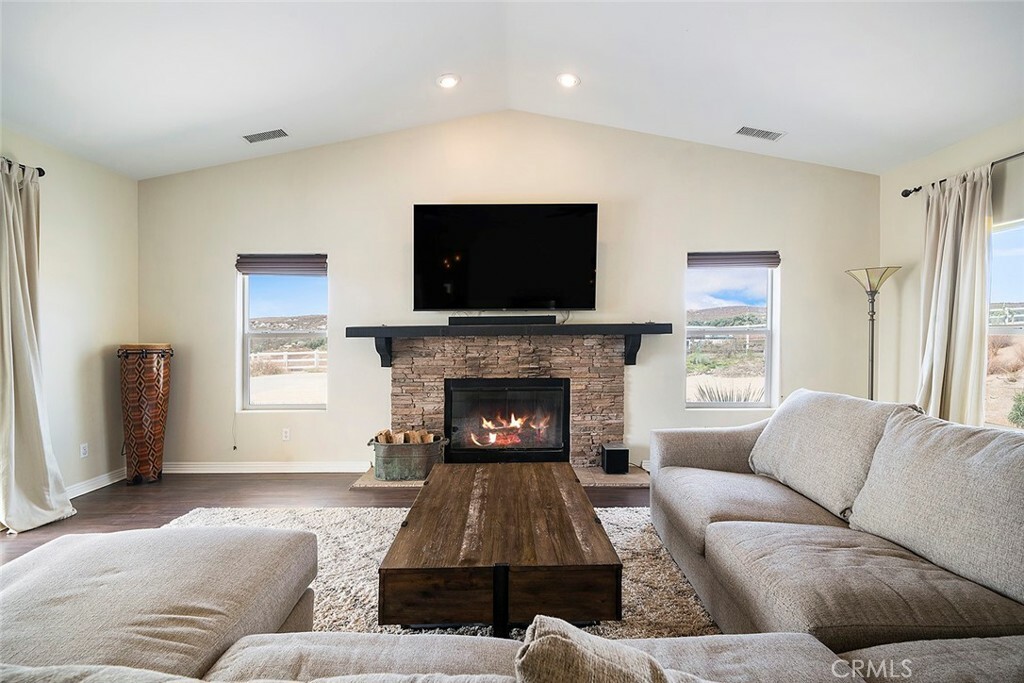 Property Photo:  35798 Ballinger Road  CA 92544 