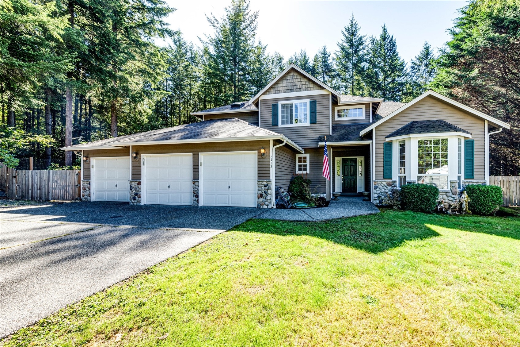 Property Photo:  5428  135th Drive SE  WA 98290 