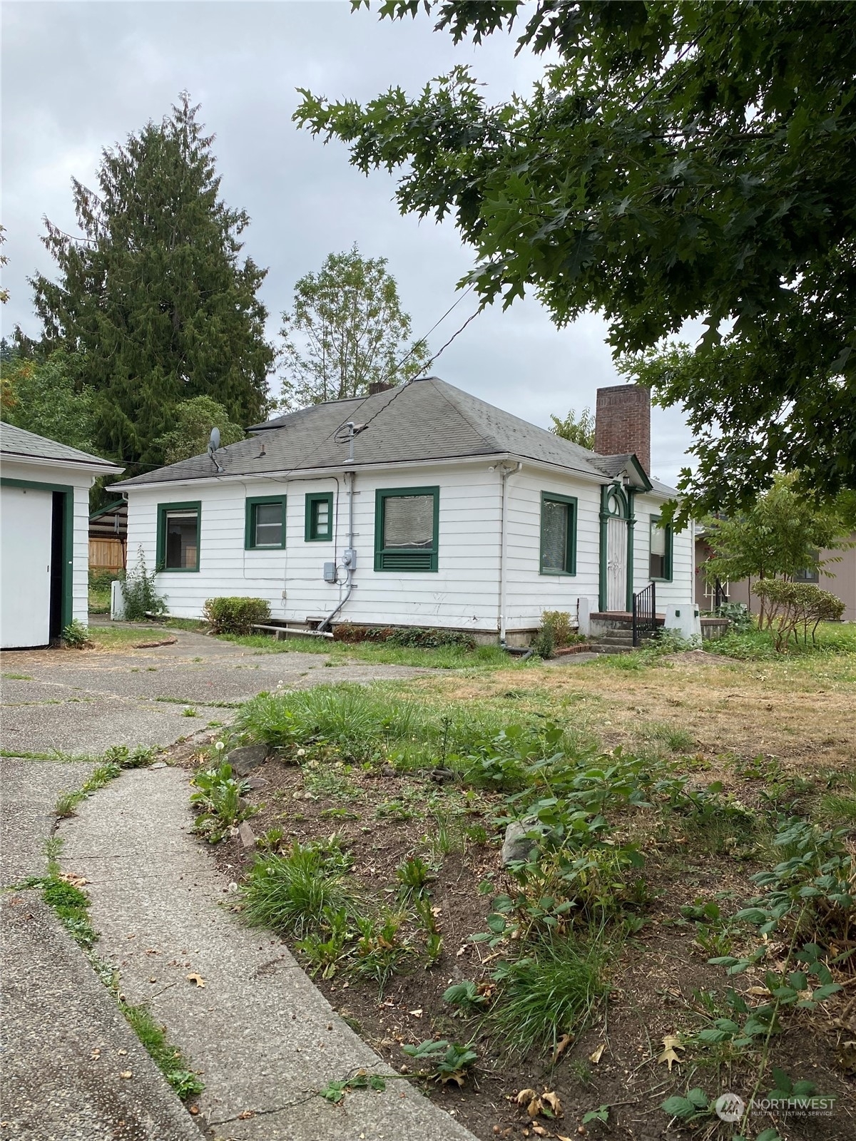 Property Photo:  520 S Market Boulevard  WA 98532 