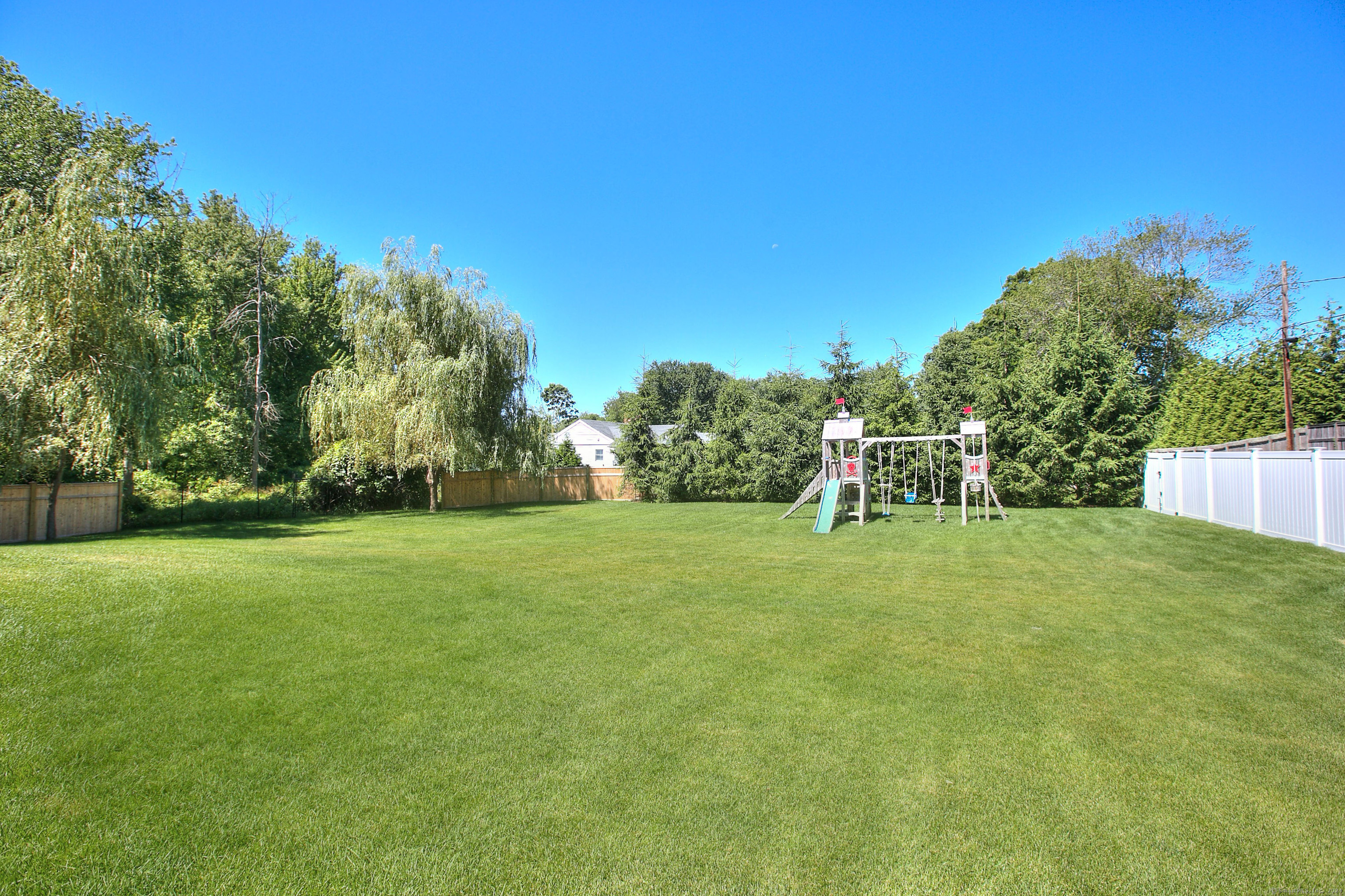 Property Photo:  1 Sleepy Hollow Road  CT 06880 