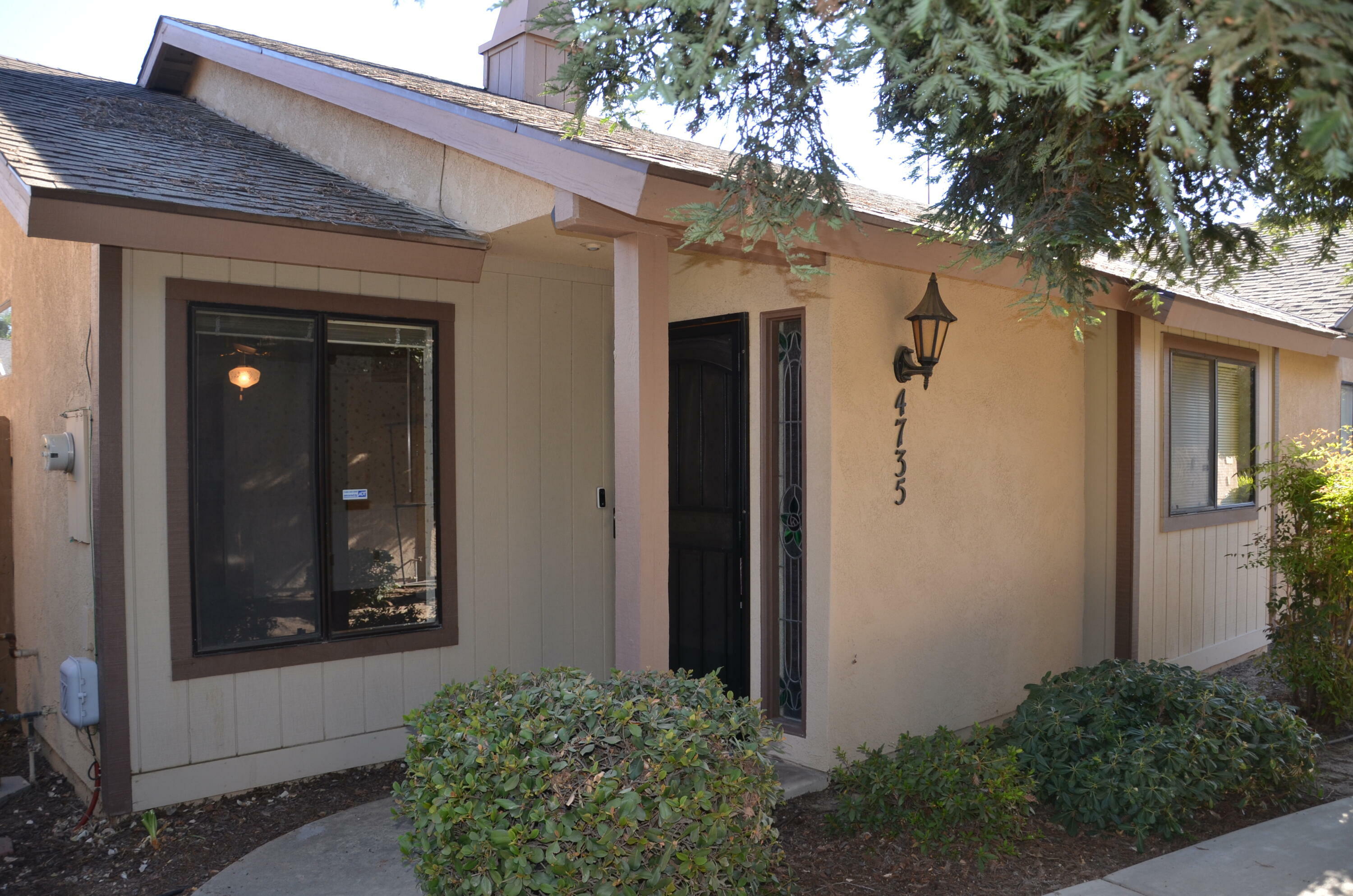 Property Photo:  4735 W Cypress Avenue  CA 93277 