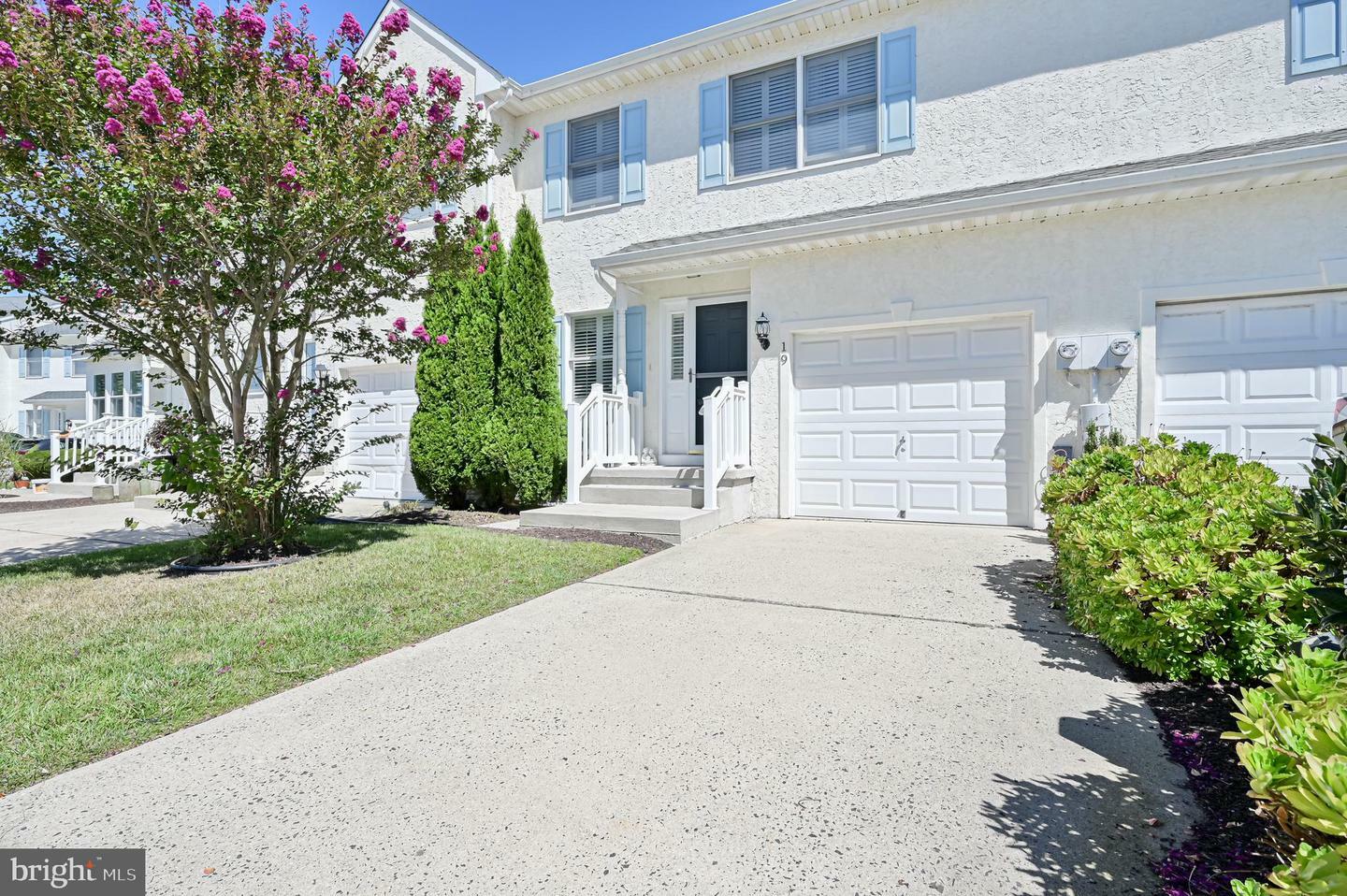 Property Photo: 19 Horizon Lane NJ 08203