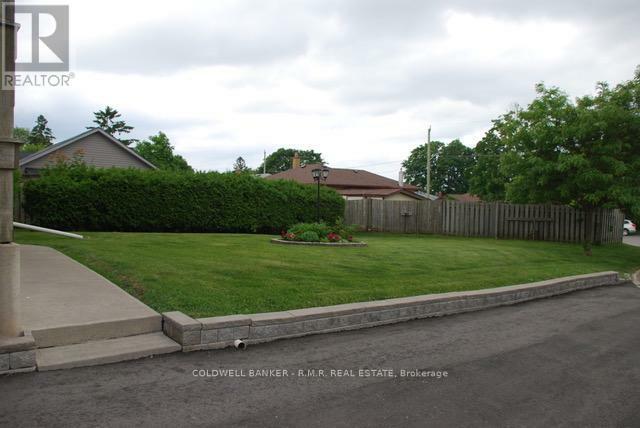 Property Photo:  439 Austen Court  ON L1H 6K7 