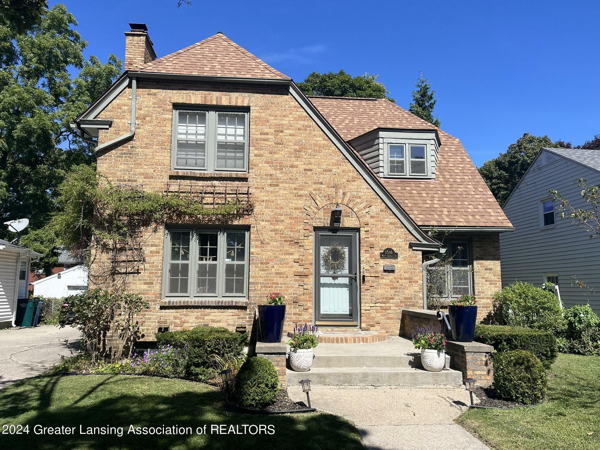 1516 W Allegan Street  Lansing MI 48915 photo