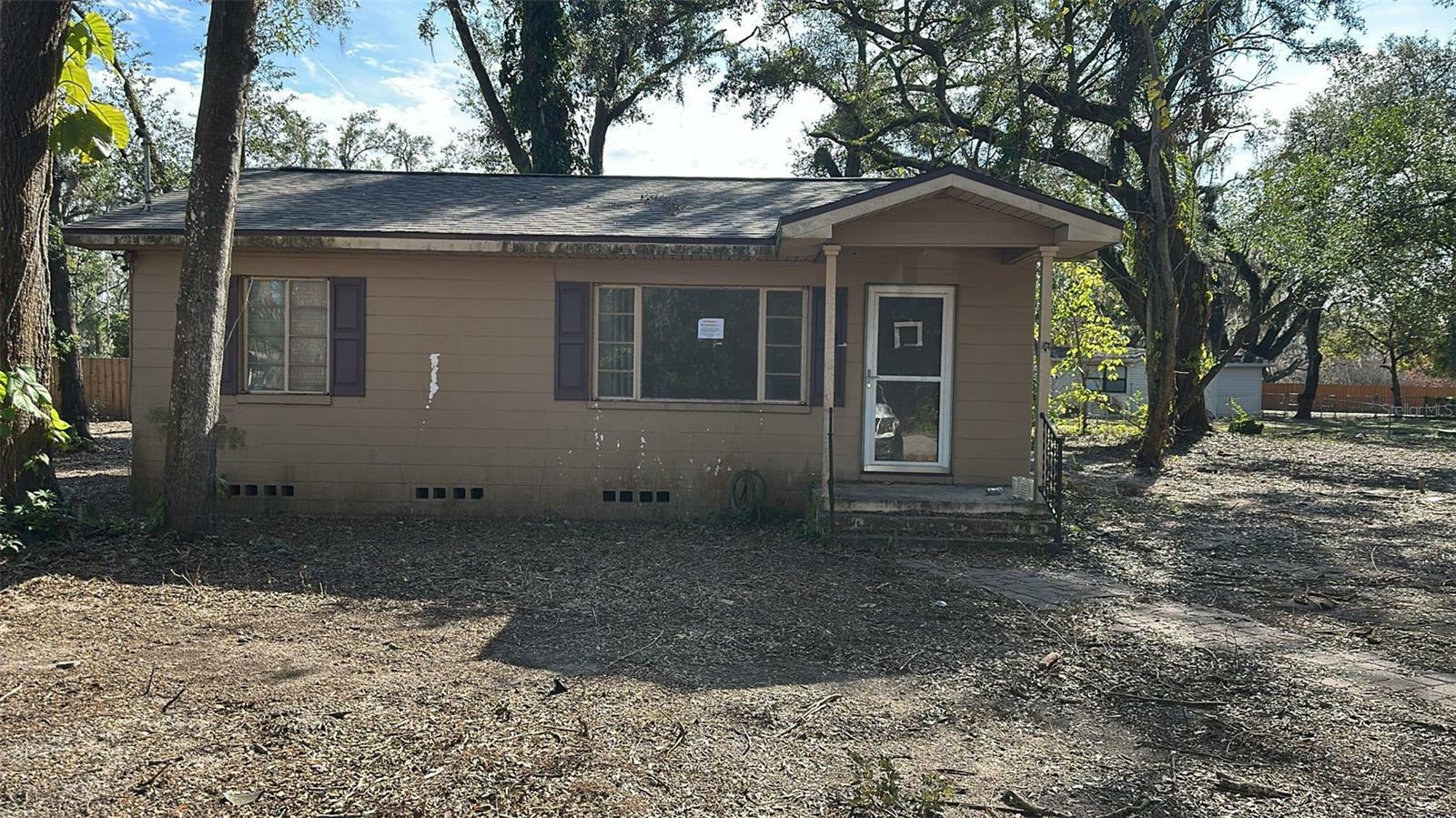 Property Photo:  307 Tweed Avenue  FL 33584 