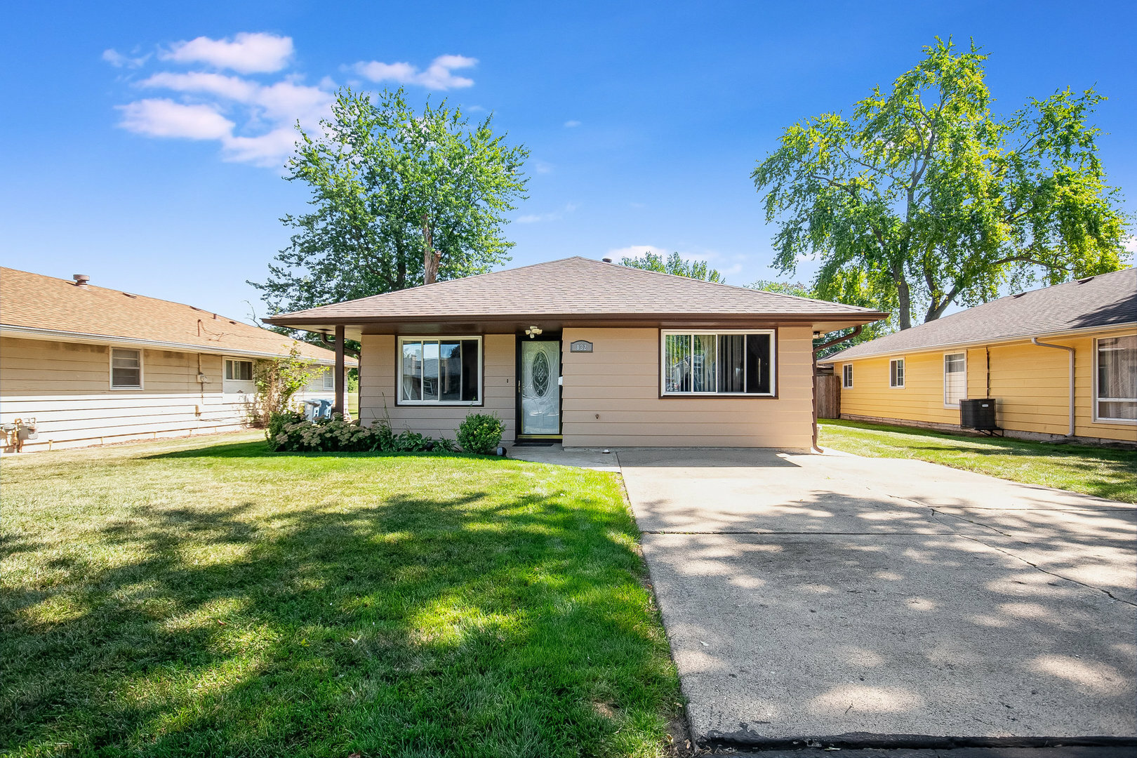 Property Photo:  832 Gates Street  IL 60505 