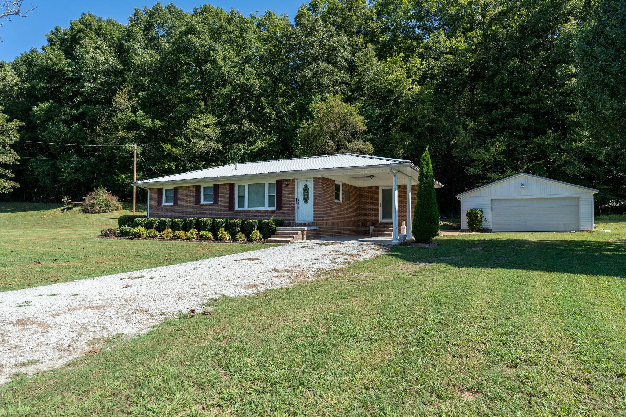 Property Photo:  2609 Railroad Bed Rd  TN 38463 