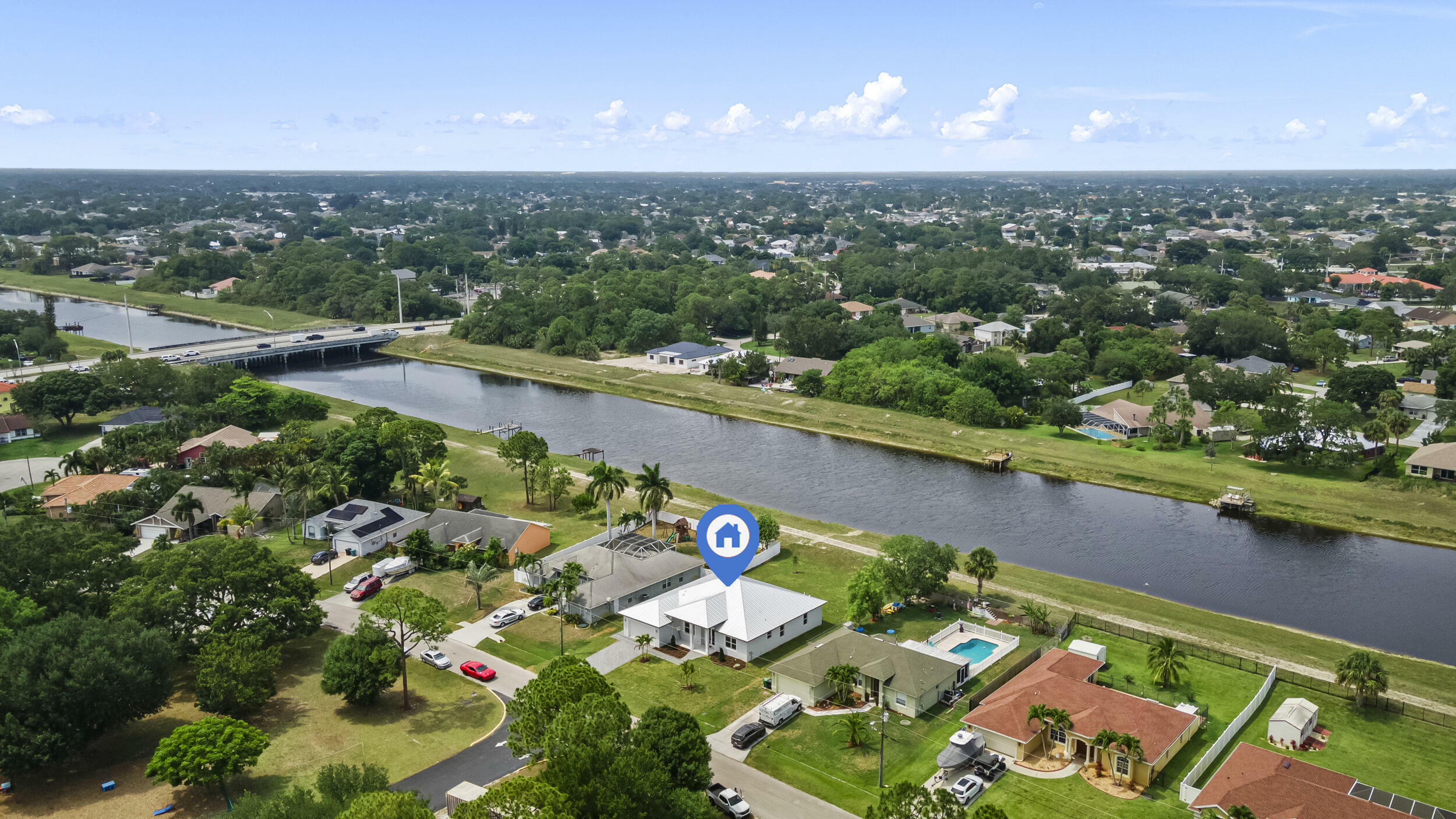 Property Photo:  132 SW Dalton Circle  FL 34953 