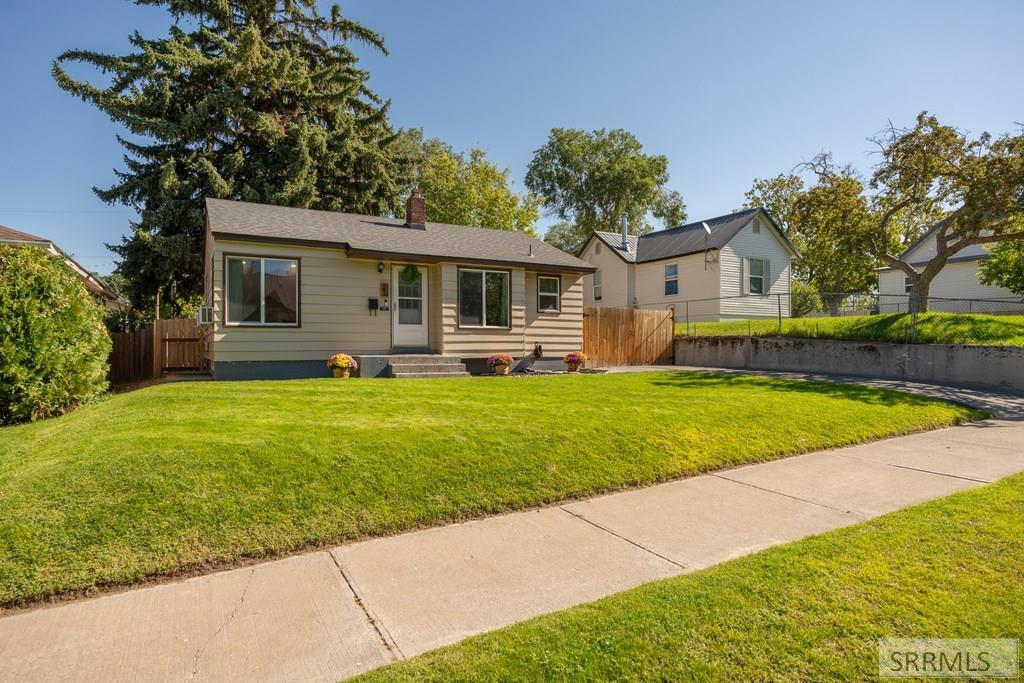 Property Photo:  640 L Street  ID 83402 