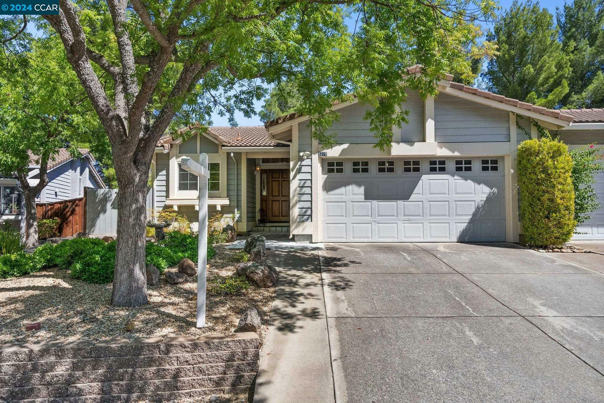 Property Photo:  5275 Grasswood Ct  CA 94521 