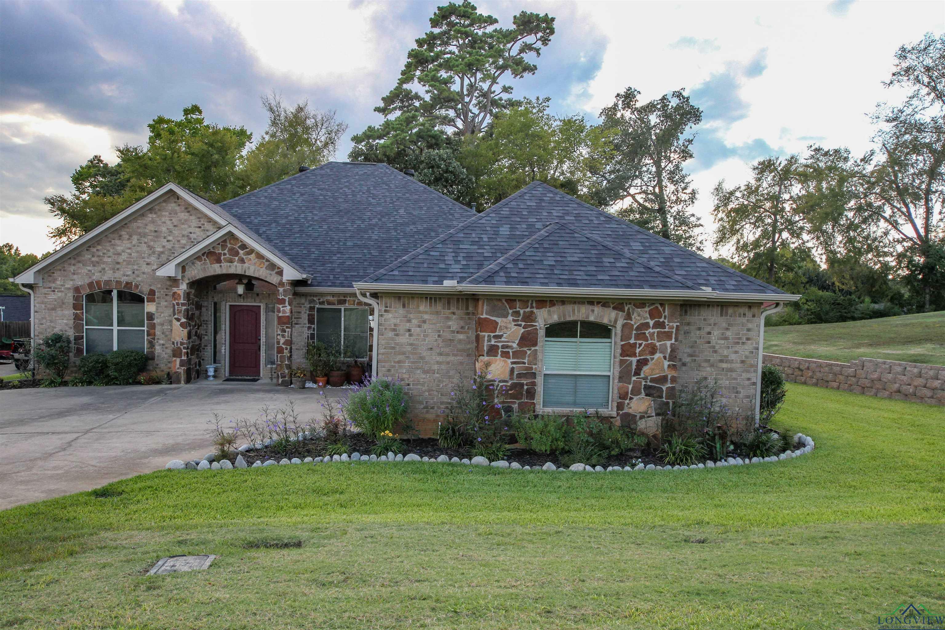 Property Photo:  2113 Katie Lee Lane  TX 75601 