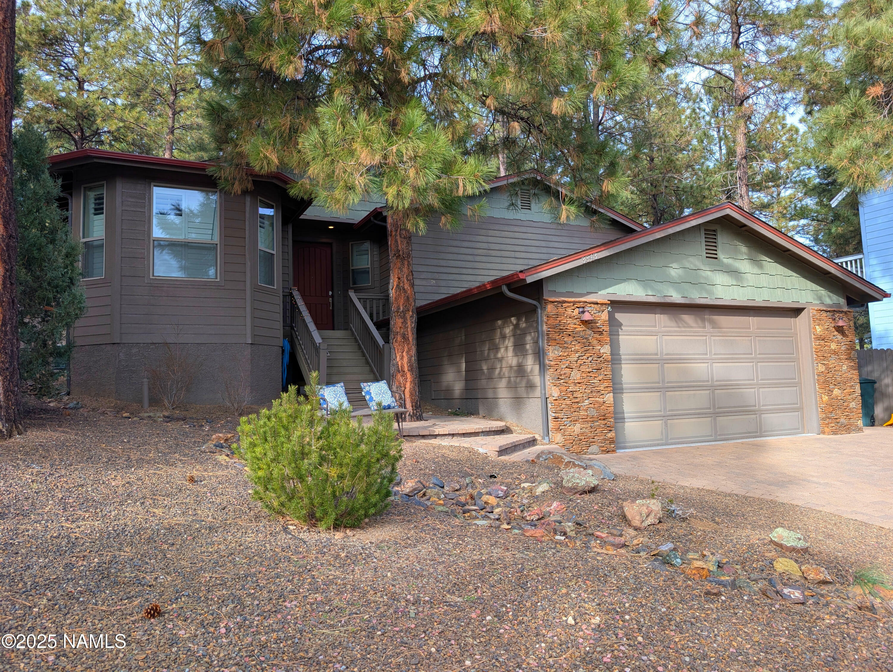 Property Photo:  3843 S Wagon Trail  AZ 86005 