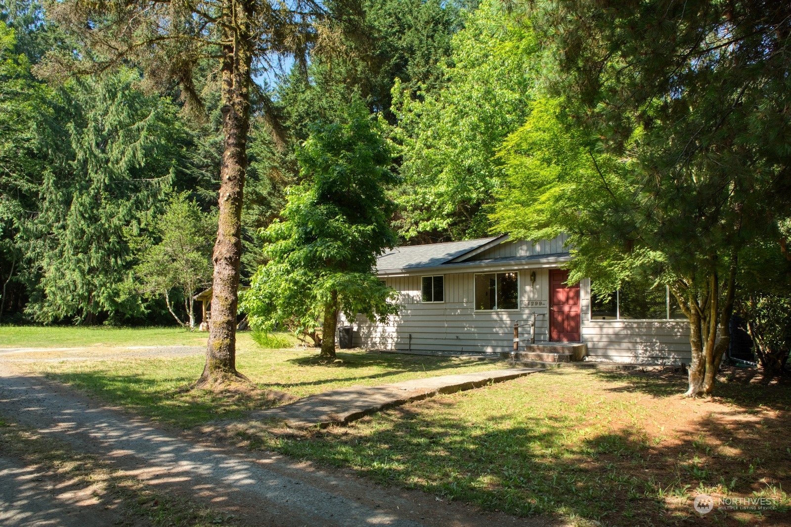 Property Photo:  11299 Miller Road NE  WA 98110 