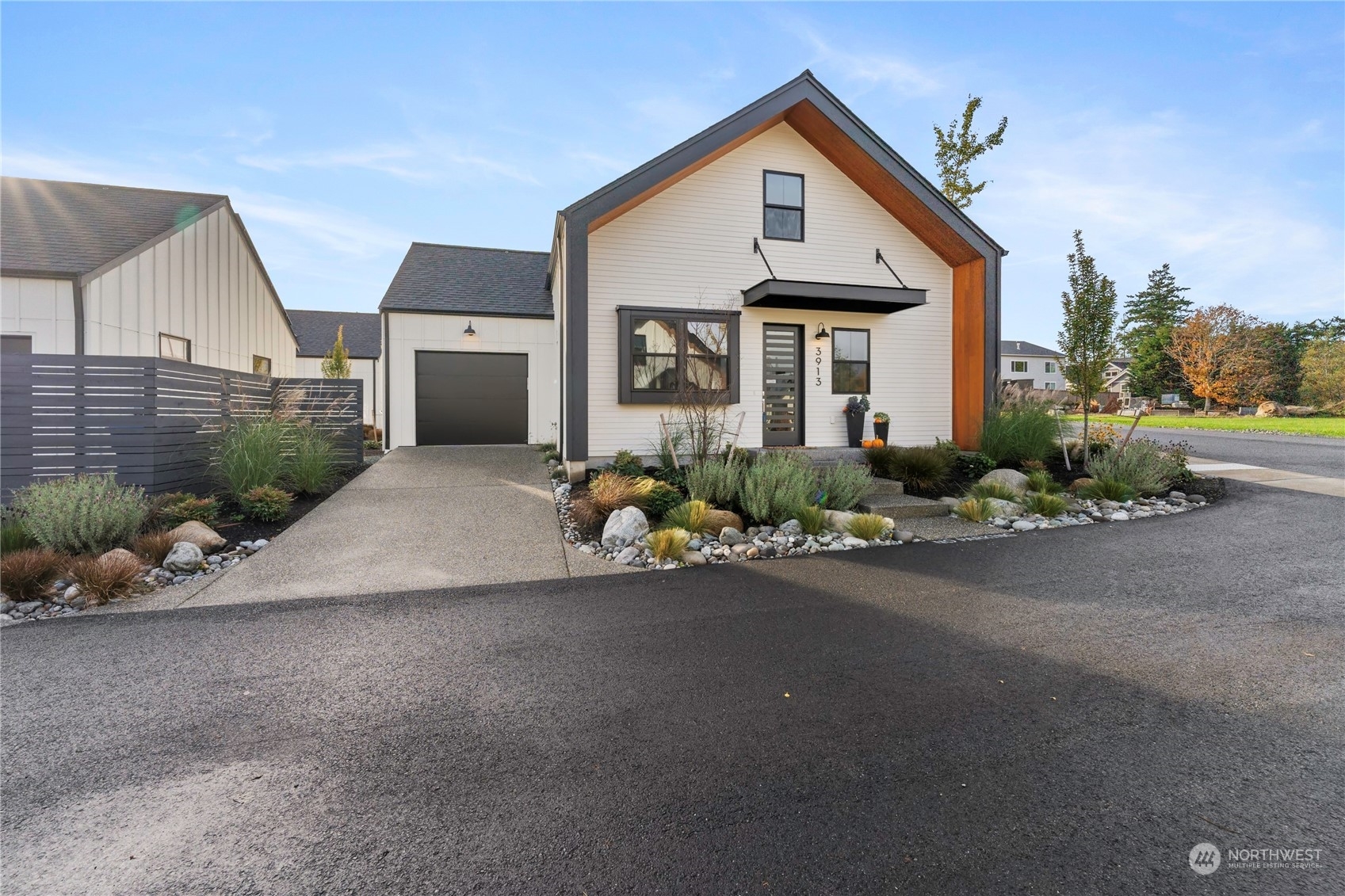 Property Photo:  3915 Crosswinds Court  WA 98221 