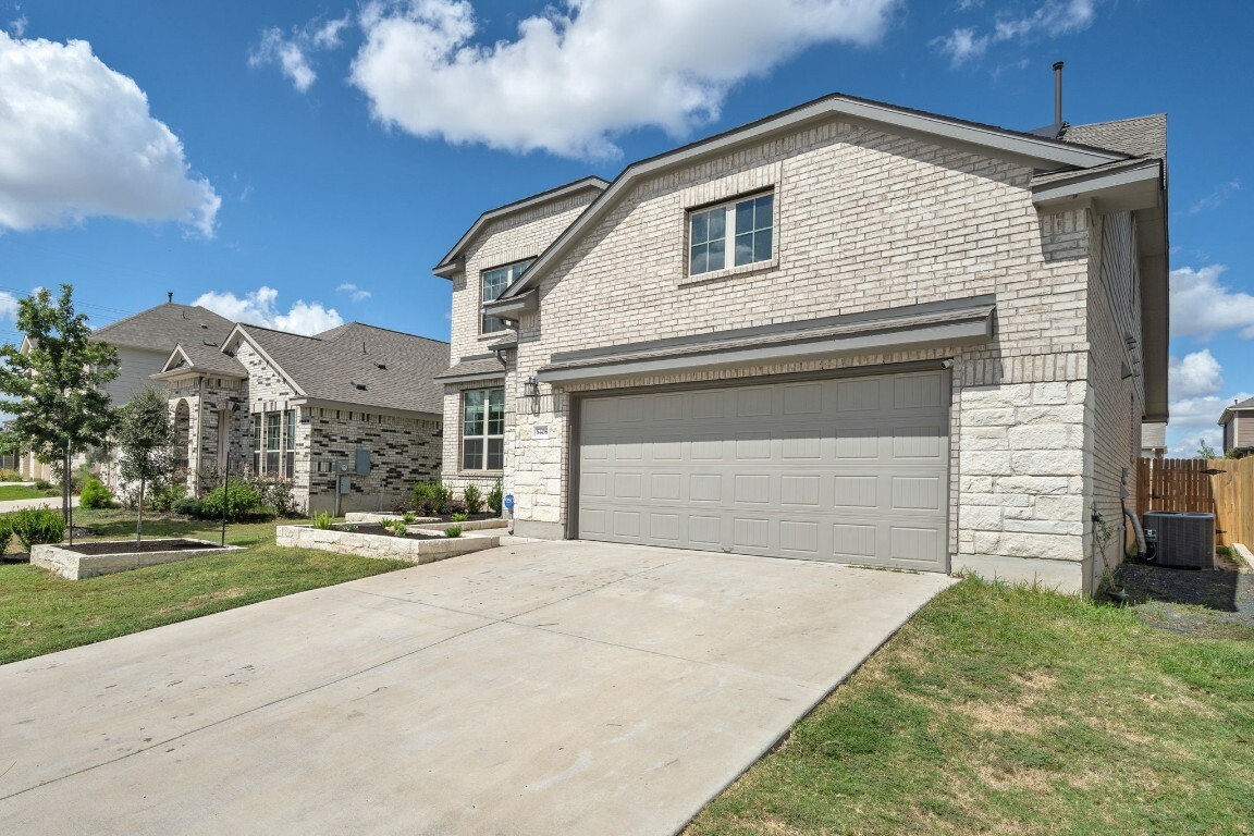 Property Photo:  6408 Golden Bough Lane  TX 78660 