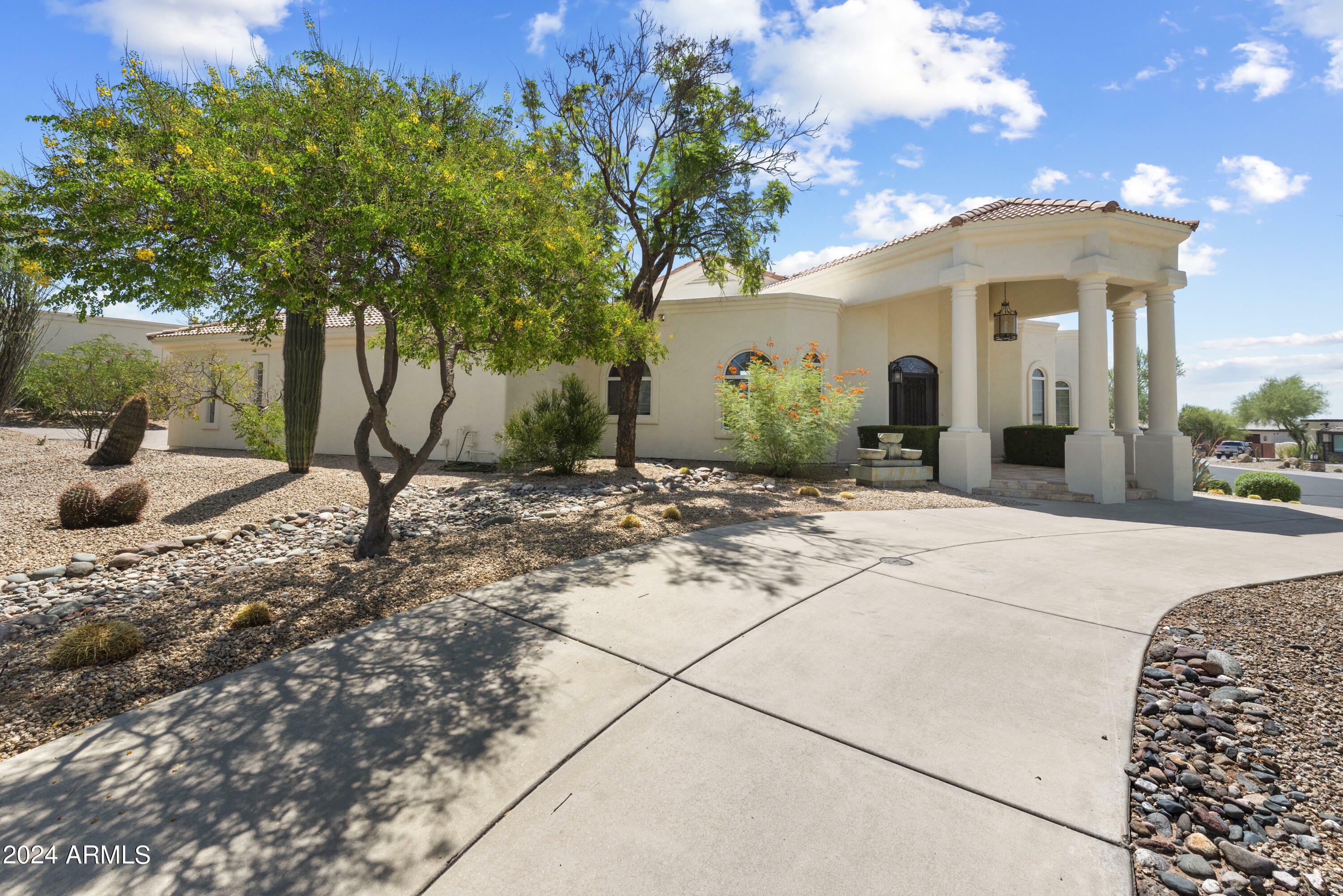 Property Photo:  23015 N Las Lavatas Road  AZ 85255 