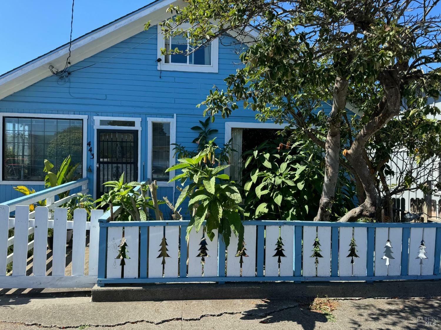 Property Photo:  443 S Harrison Street  CA 95437 