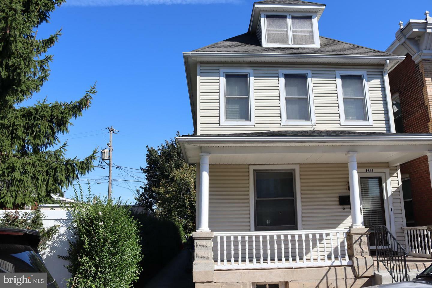 Property Photo:  1611 Ferry Street  PA 18042 