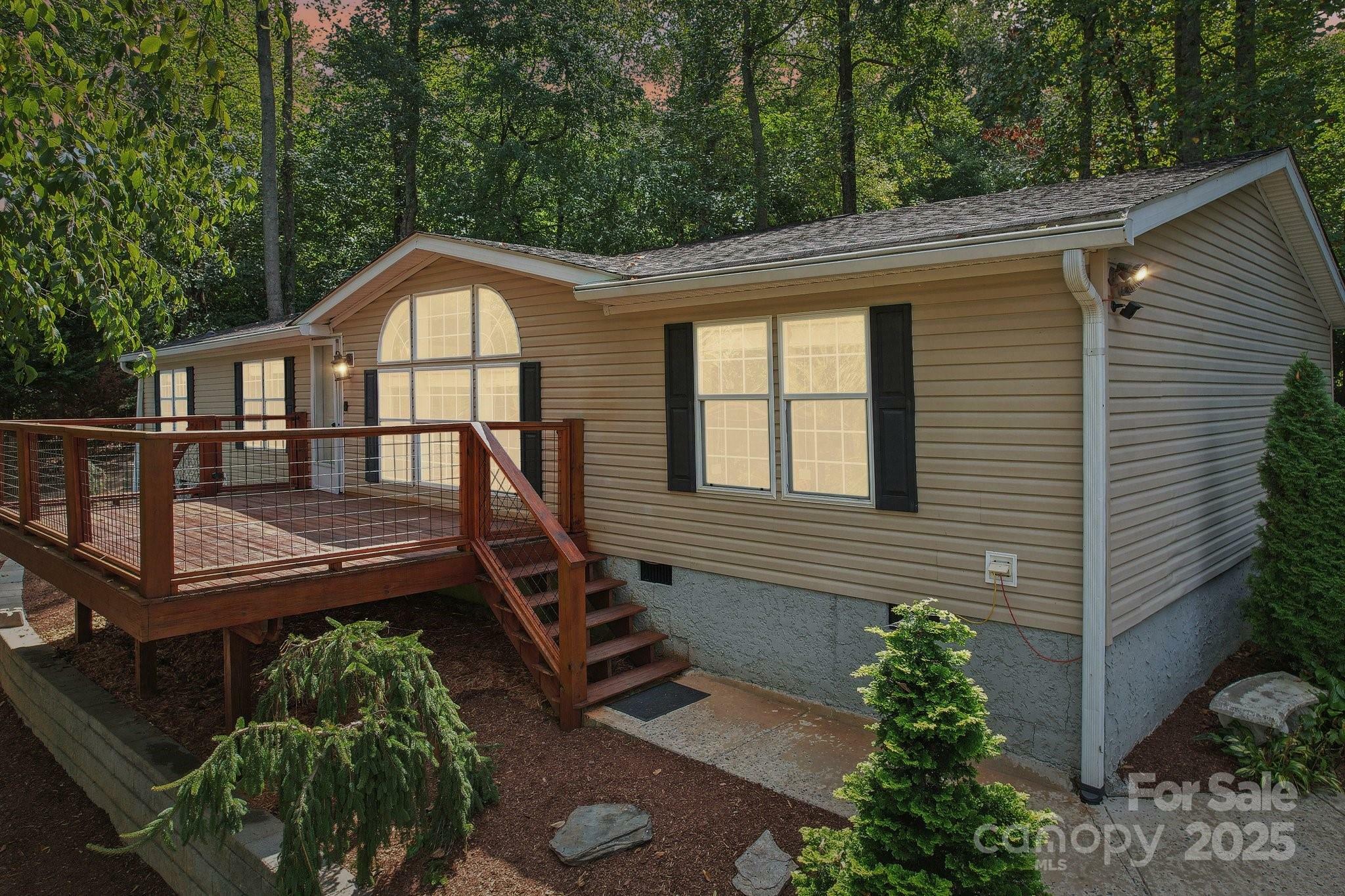 Property Photo: 18 Spencer Road NC 28715
