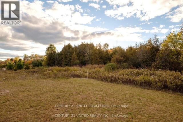 Photo de la propriété:  833 Iron Woods Dr Part 1  ON K0L 3A0 