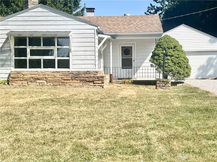 6 N Monroe Street  Christiansburg OH 45389 photo
