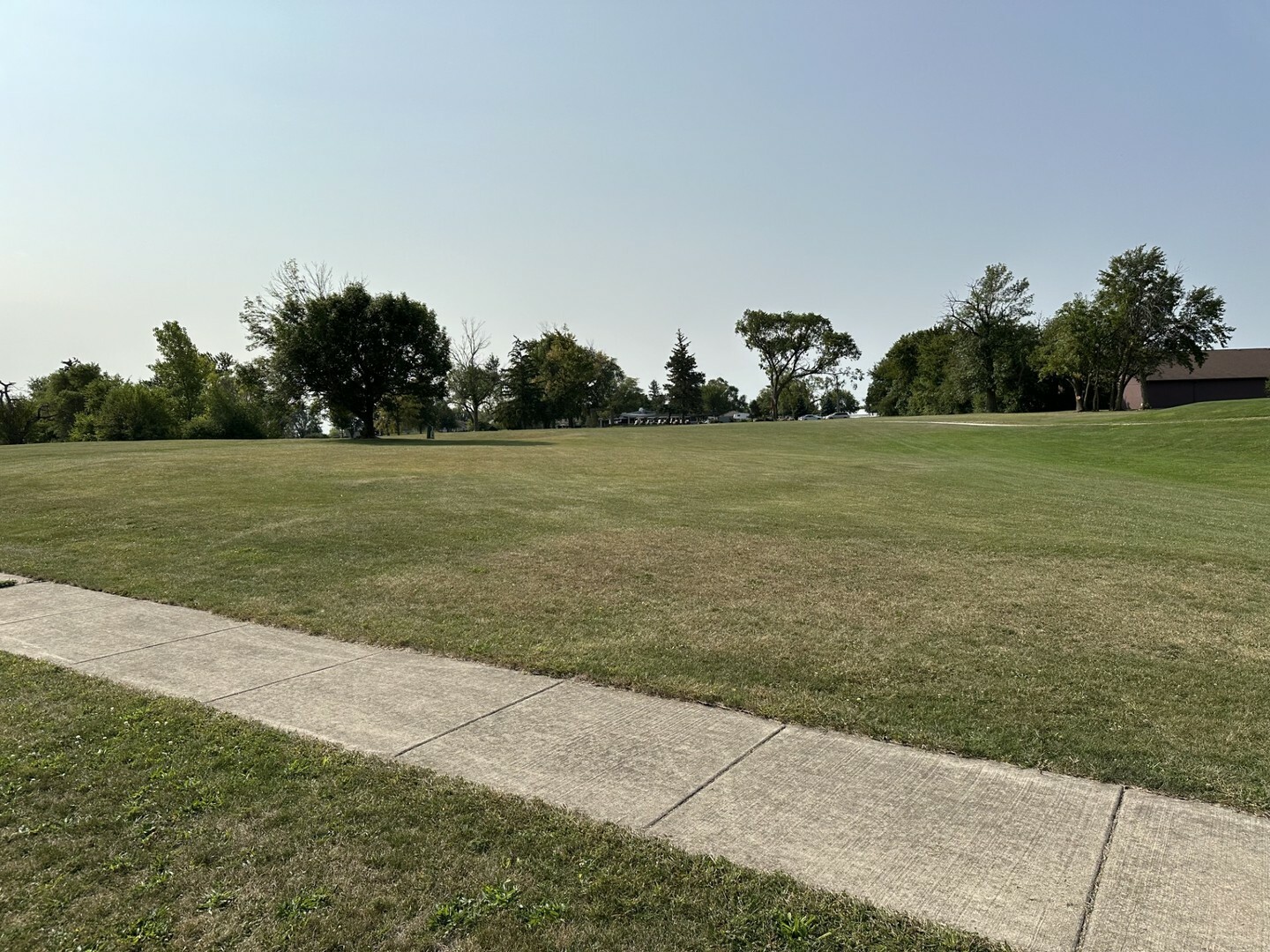 Property Photo:  432 Fairway Drive  IL 60401 