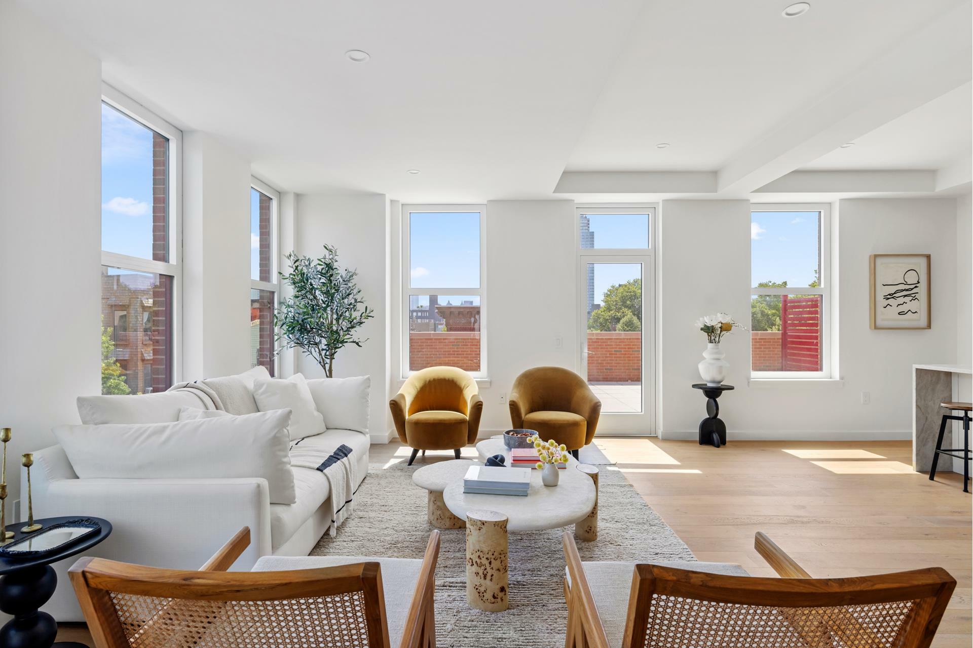 Property Photo: 171 Calyer Street 4B NY 11222