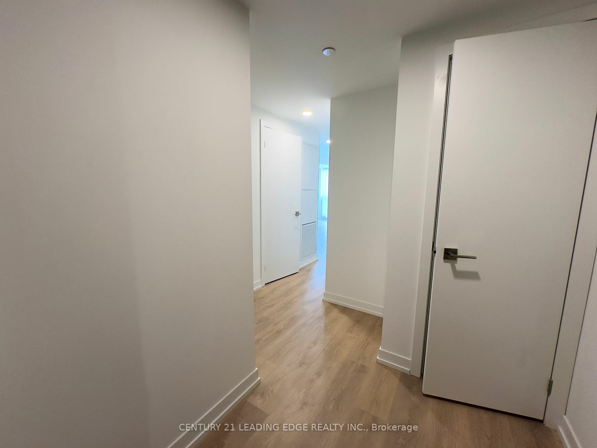 Property Photo:  82 Dalhousie St 3301  ON M5B 0C5 