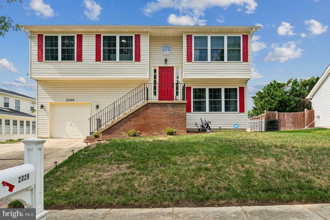 Property Photo:  2329 Rolling Meadows Street  MD 20601 