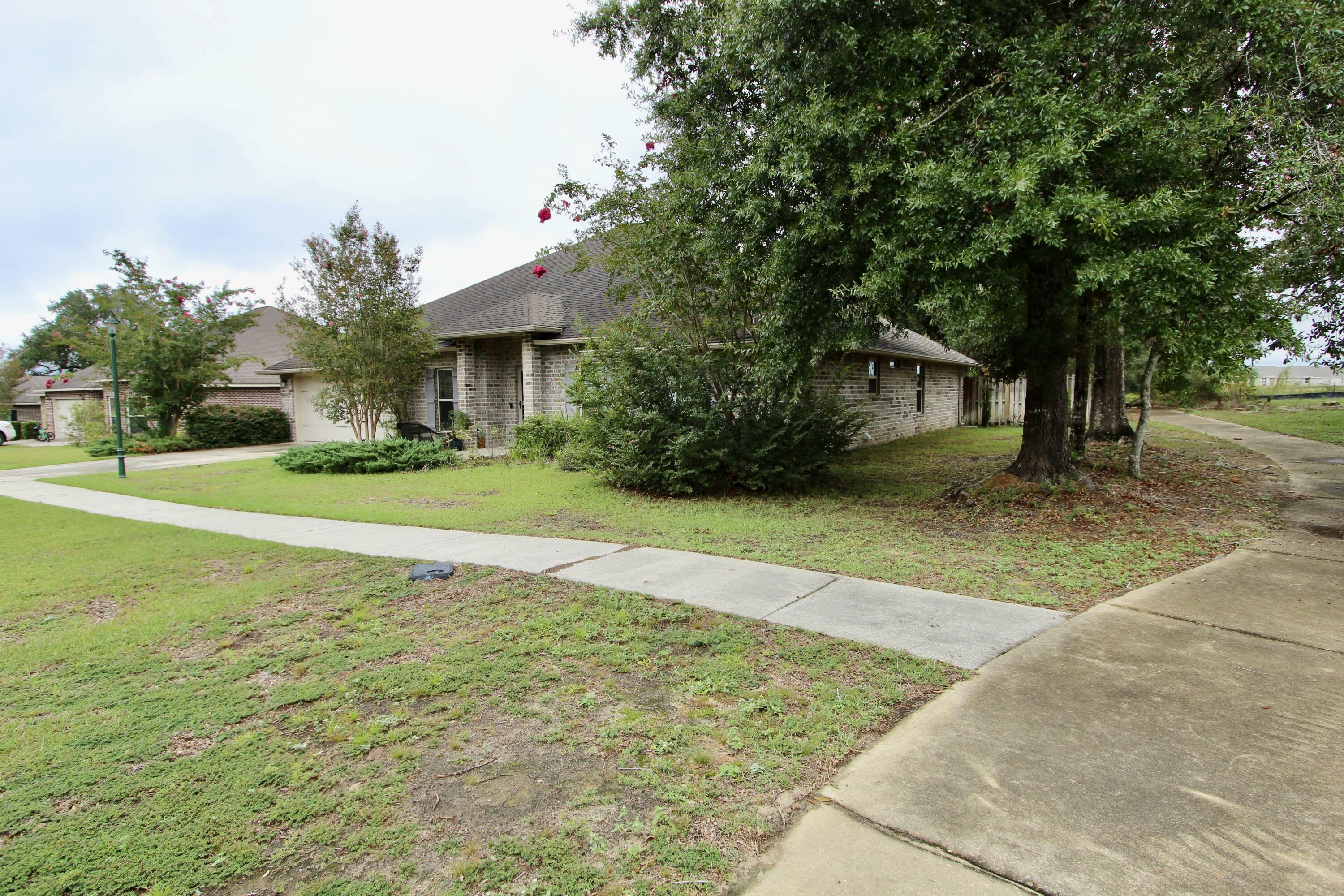 Property Photo:  4641 Chanan Drive  FL 32539 