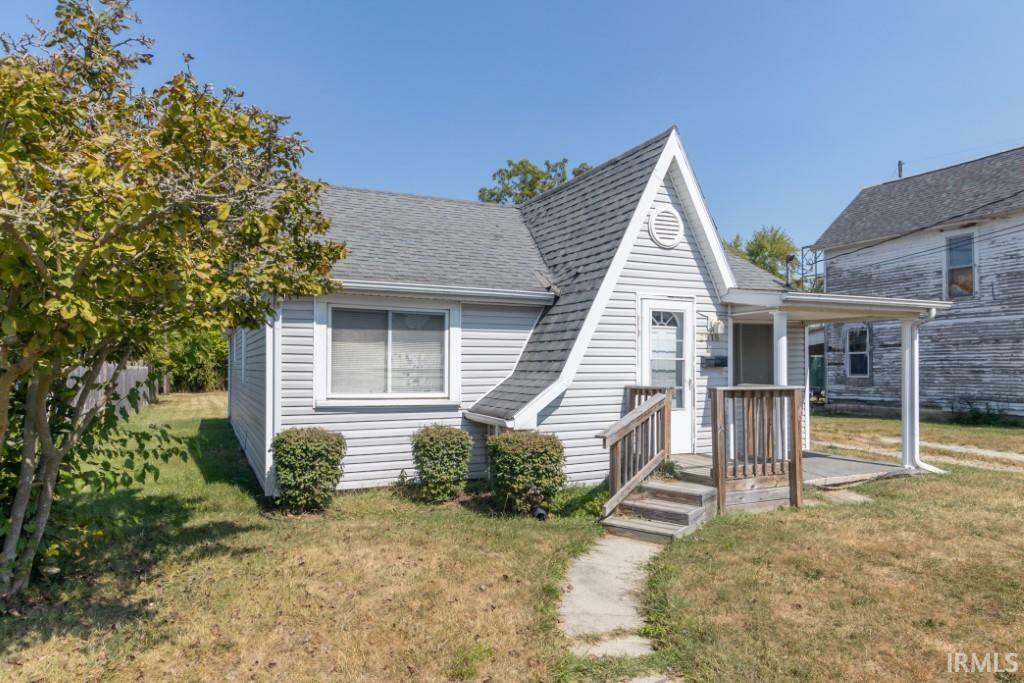 Property Photo:  2518 Spring Street  IN 47362-3744 