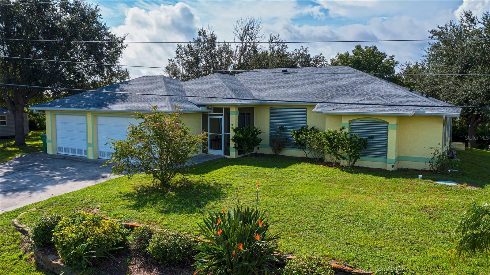 Property Photo:  3194 Daytona Drive  FL 33983 