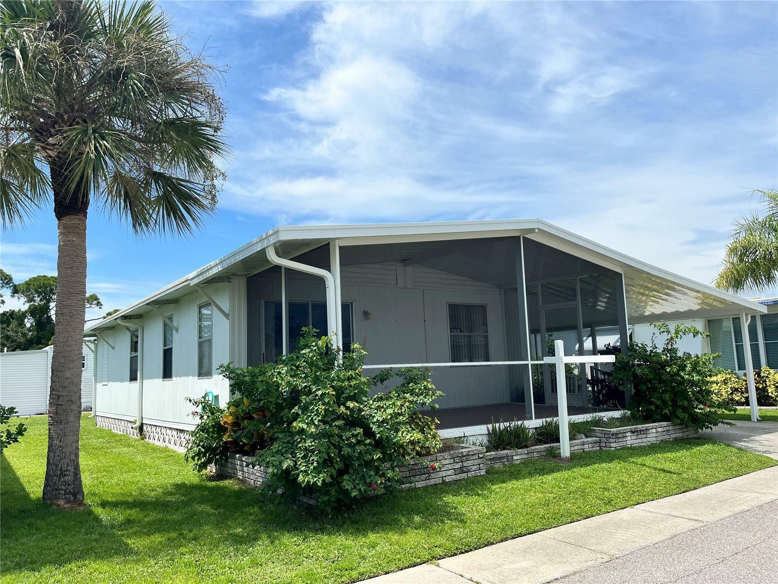 Property Photo:  5830 Forsythia Road  FL 34293 