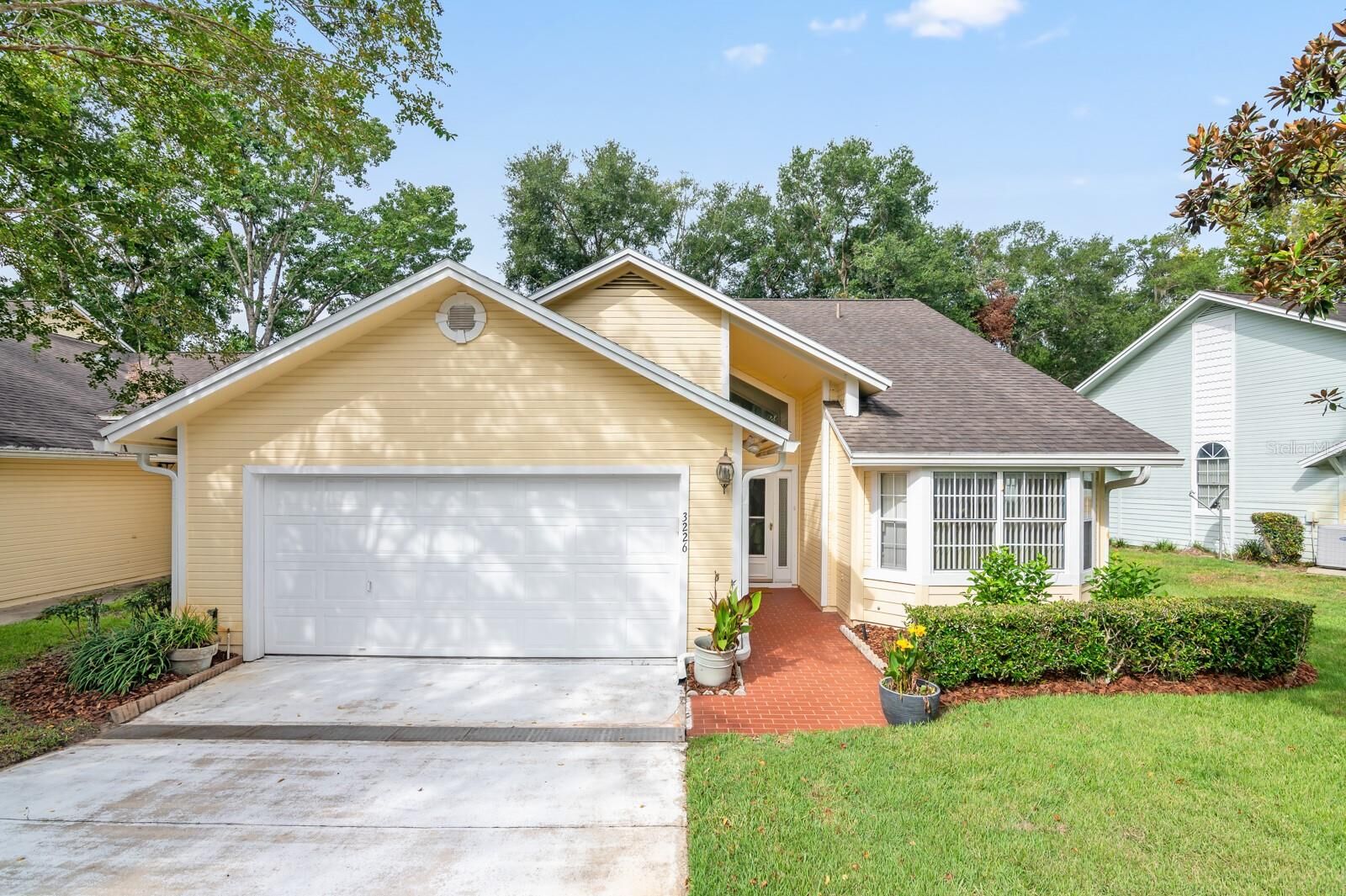 Property Photo: 3226 NW 103rd Drive FL 32606