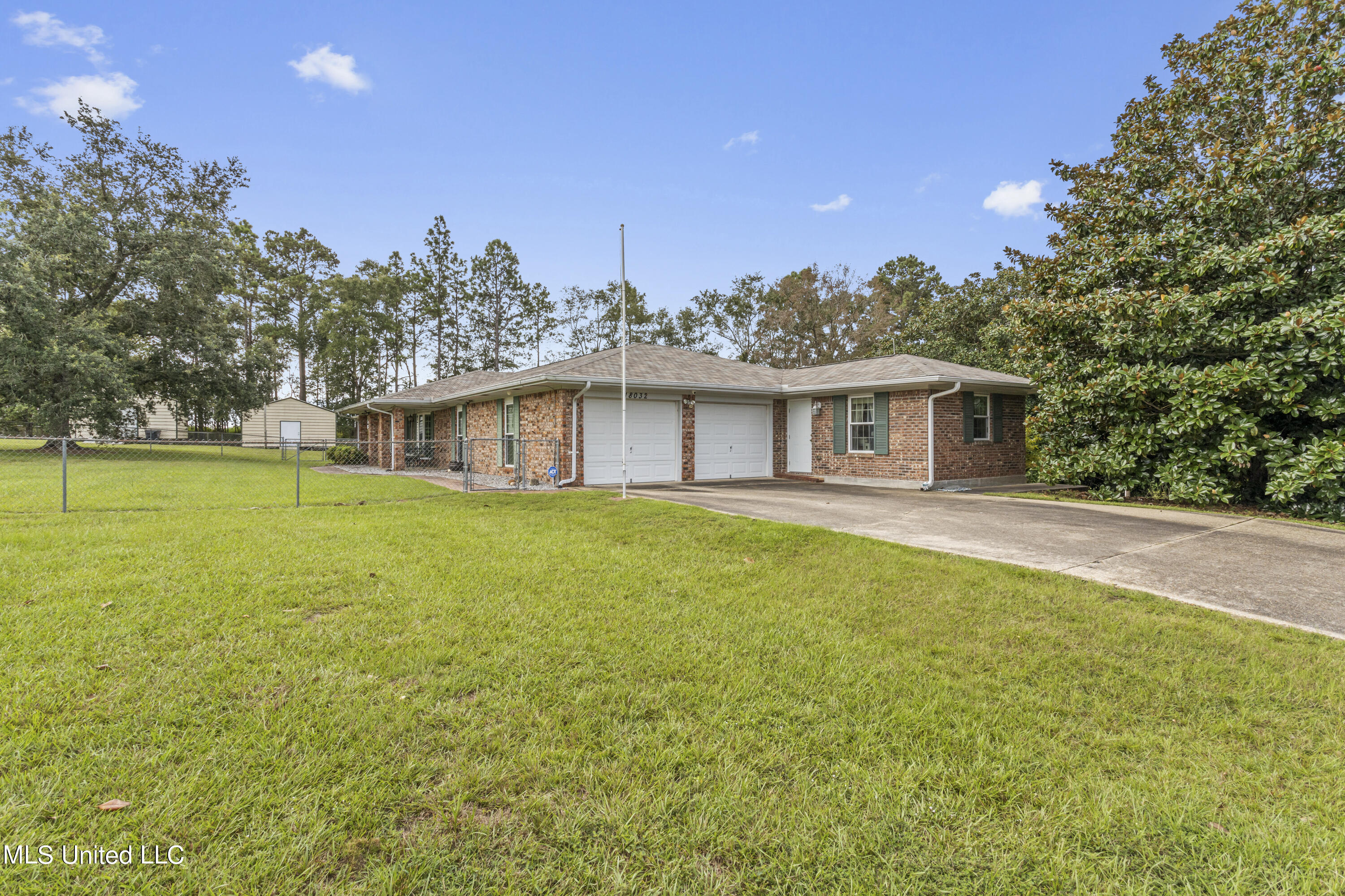 Property Photo: 18032 Kellogg Road MS 39574