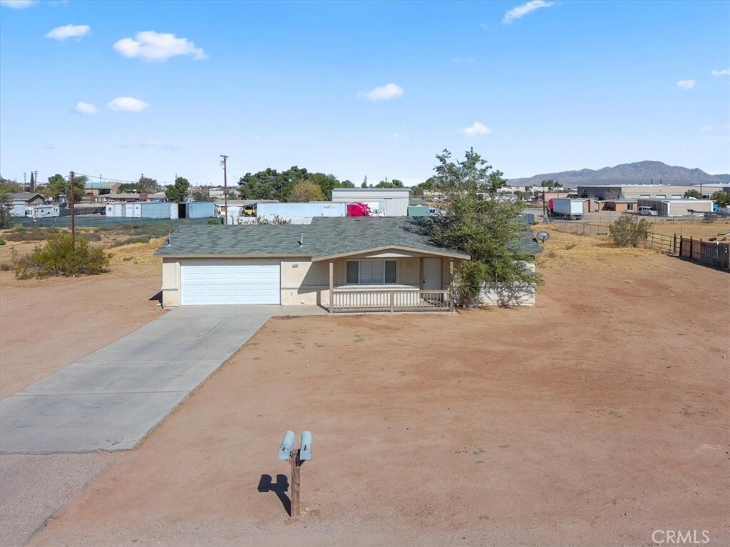 Property Photo:  14980 Bonzana Road  CA 92392 