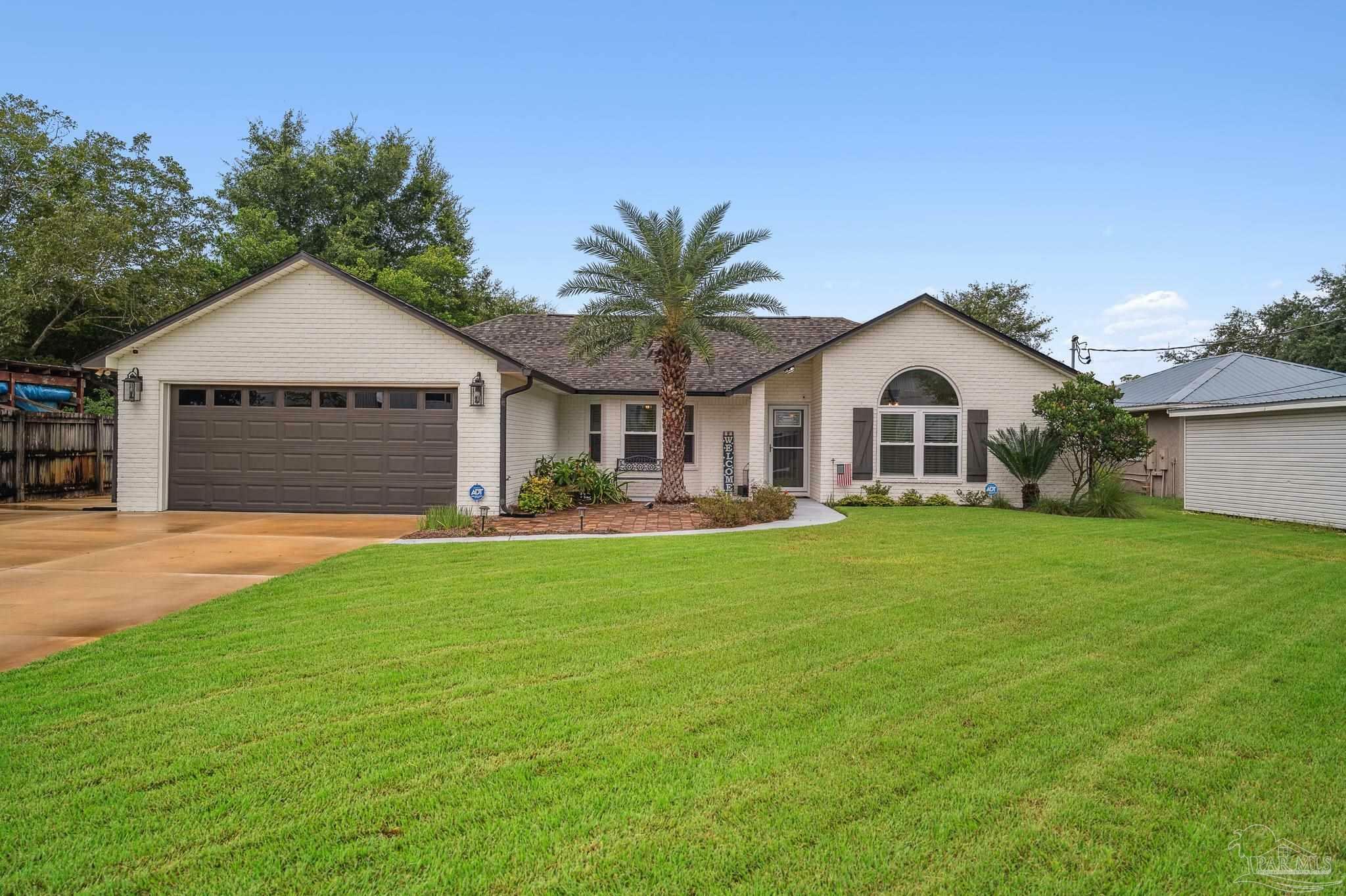 Property Photo:  5617 Japonica Ave  FL 32507 