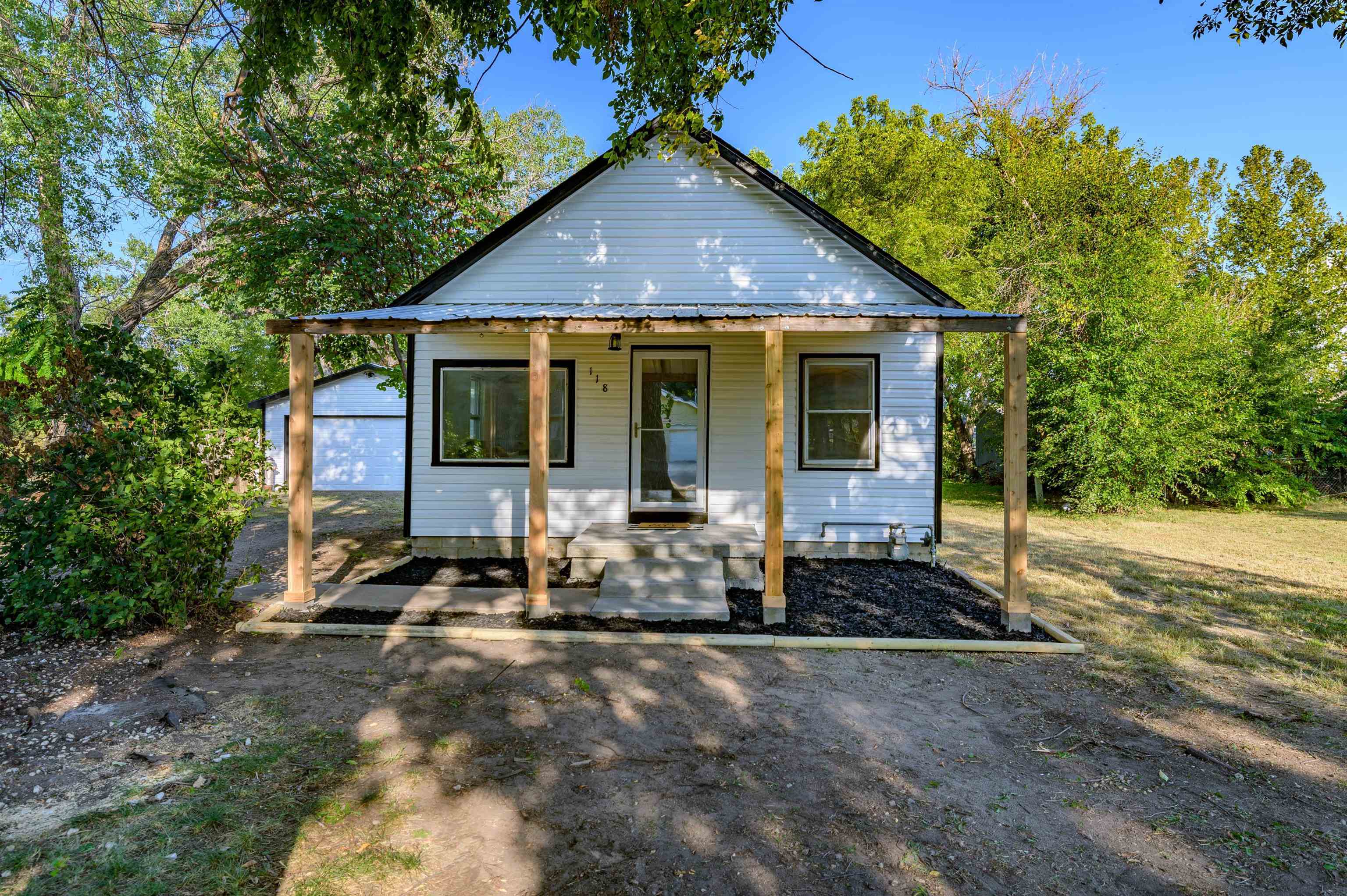 Property Photo:  118 N Cedar Ave  KS 67147-2432 