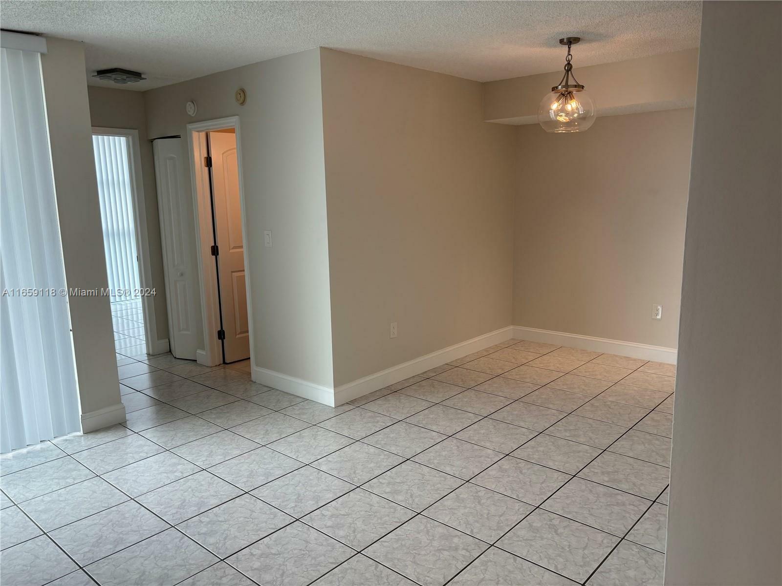 Property Photo:  2055 SW 122nd Ave 506  FL 33175 