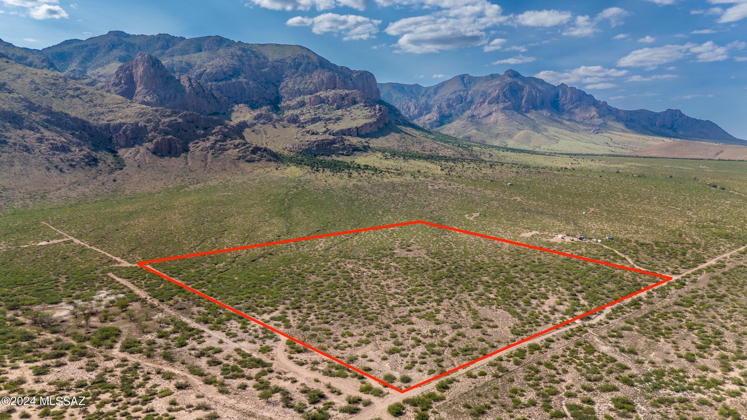 Property Photo:  Tbd N Eagle Ridge Trail  AZ 85632 