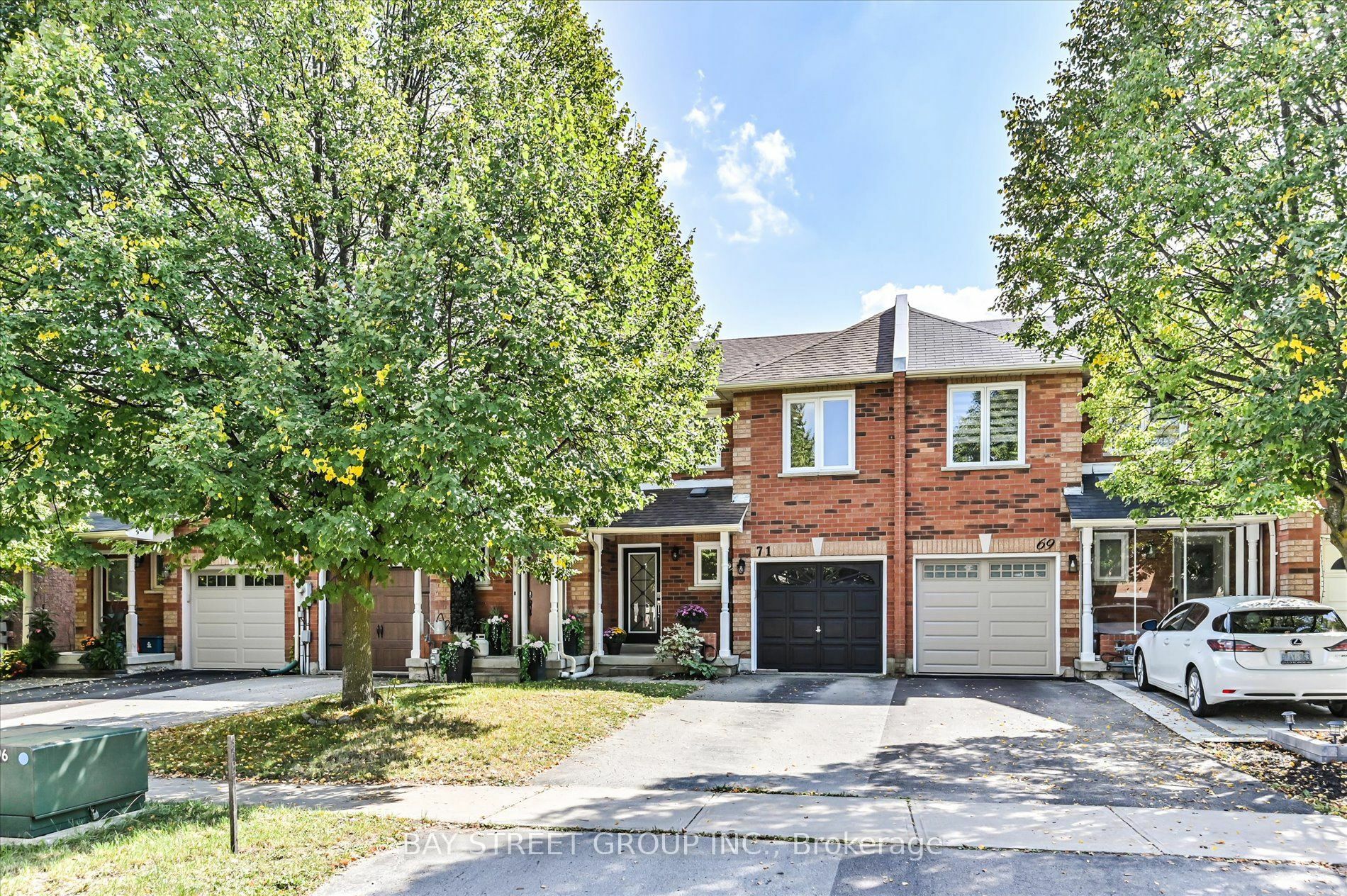 Property Photo:  71 Silverdart Cres  ON L4E 3T8 