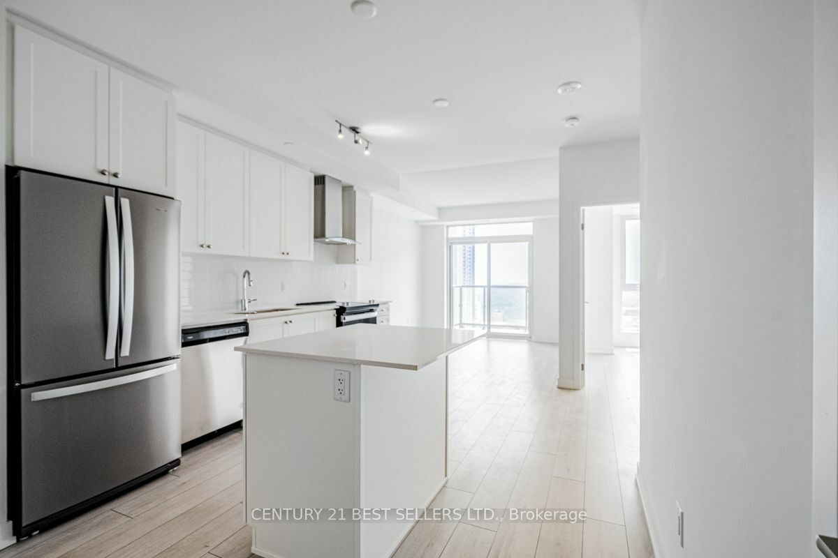 Property Photo:  55 Duke St 2205  ON N2H 0C9 